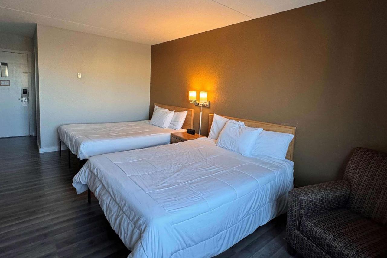 Sauk River Inn & Suites, A Travelodge By Wyndham Sauk Centre Ngoại thất bức ảnh