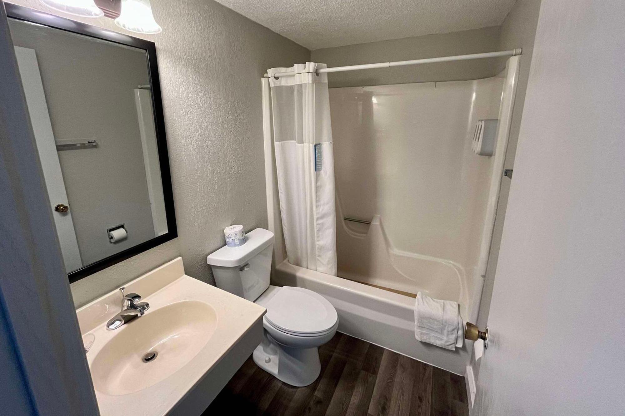 Sauk River Inn & Suites, A Travelodge By Wyndham Sauk Centre Ngoại thất bức ảnh