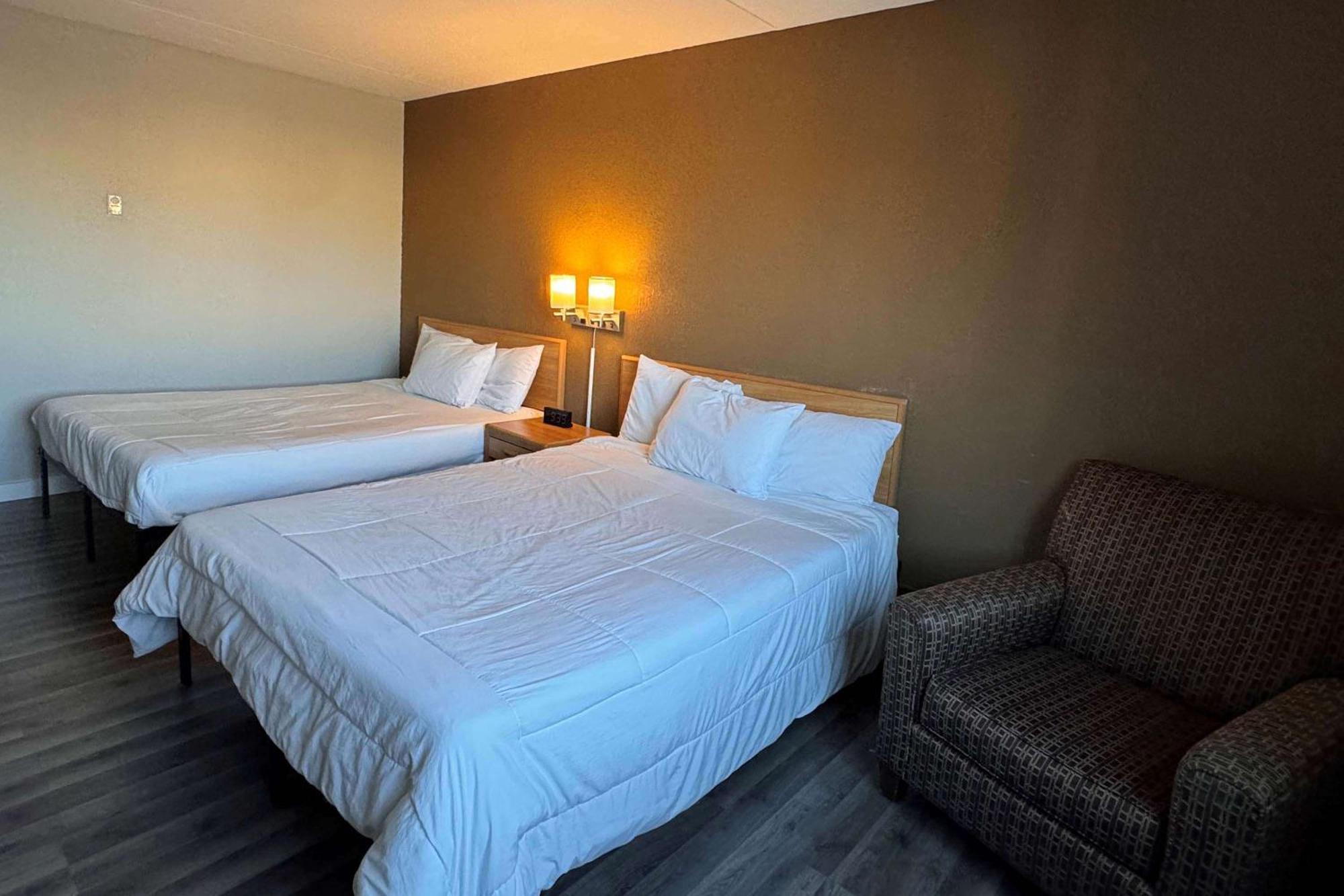 Sauk River Inn & Suites, A Travelodge By Wyndham Sauk Centre Ngoại thất bức ảnh