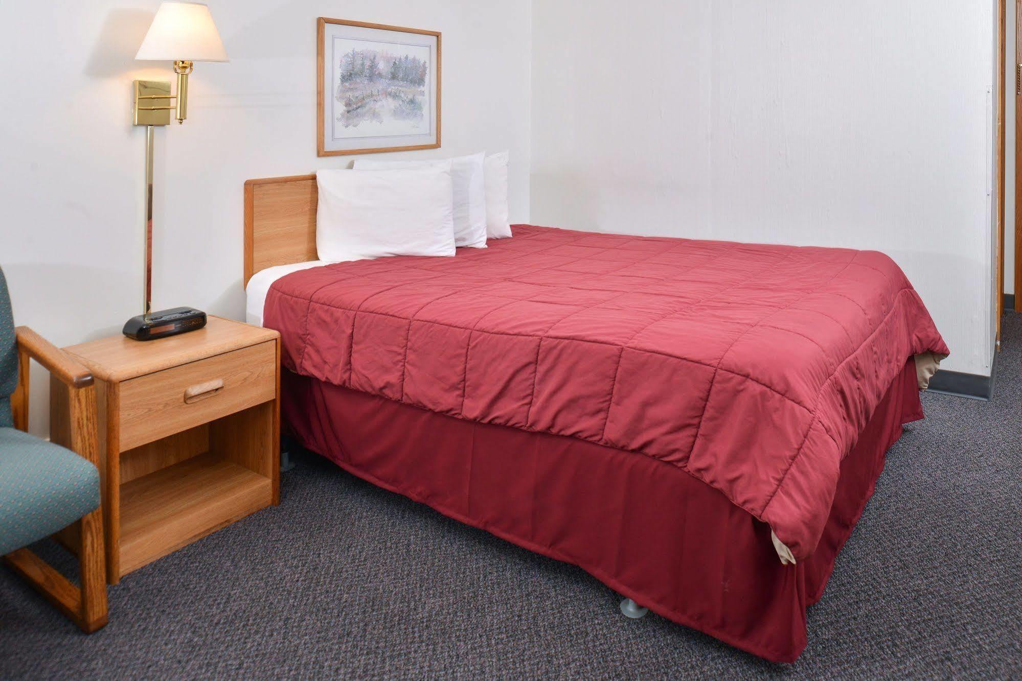 Sauk River Inn & Suites, A Travelodge By Wyndham Sauk Centre Ngoại thất bức ảnh