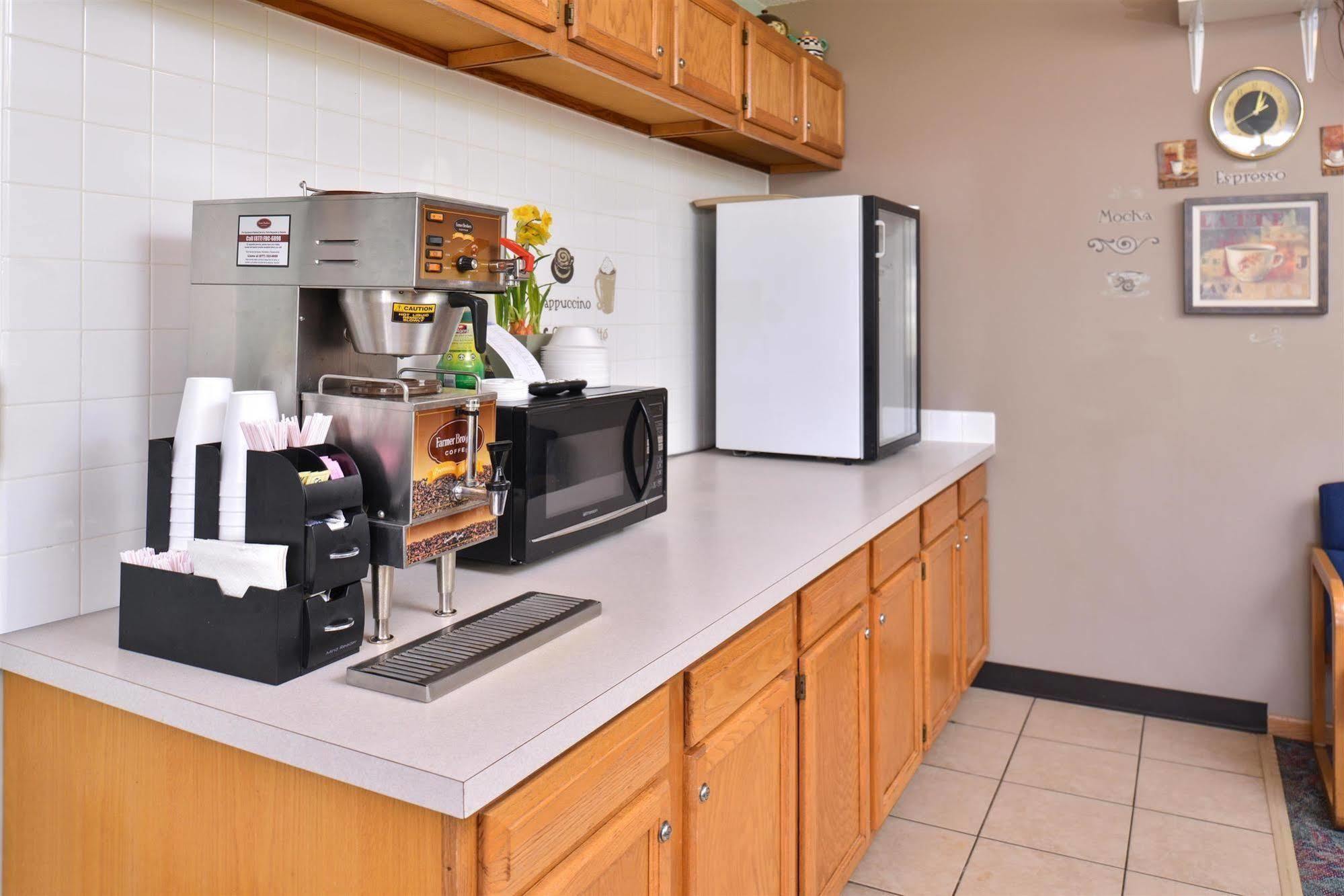 Sauk River Inn & Suites, A Travelodge By Wyndham Sauk Centre Ngoại thất bức ảnh